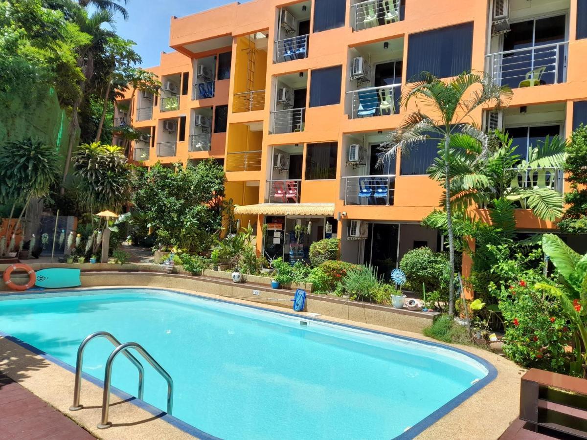 Porterhouse Beach Hotel Patong Buitenkant foto