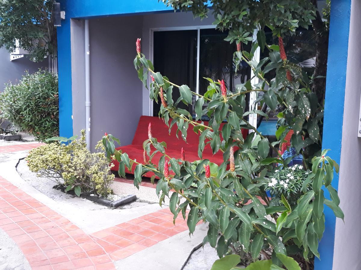 Porterhouse Beach Hotel Patong Buitenkant foto